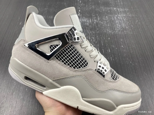 Frozen Moments AQ9129-001 Jordan Air 4 0615